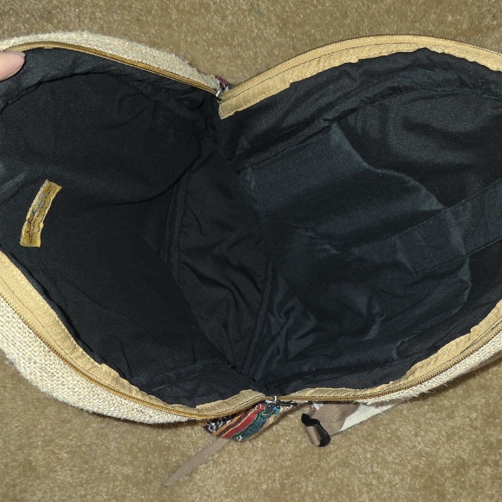 Himalayan‎ Hemp Backpack - Picture 8 of 8